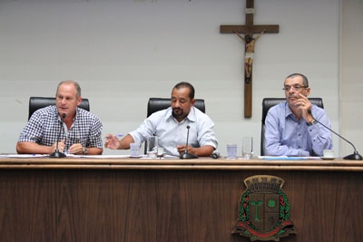 Comissão de Finanças analisa prestação de contas do último quadrimestre da prefeitura de Taboão