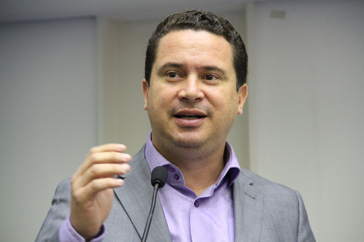 Eduardo Nóbrega defende mais rigor na Lei do Silêncio em Taboão da Serra