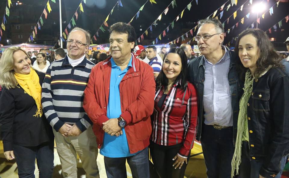 Vereadores prestigiam inauguração da Arena Multiuso e início do Quentão do Taboão