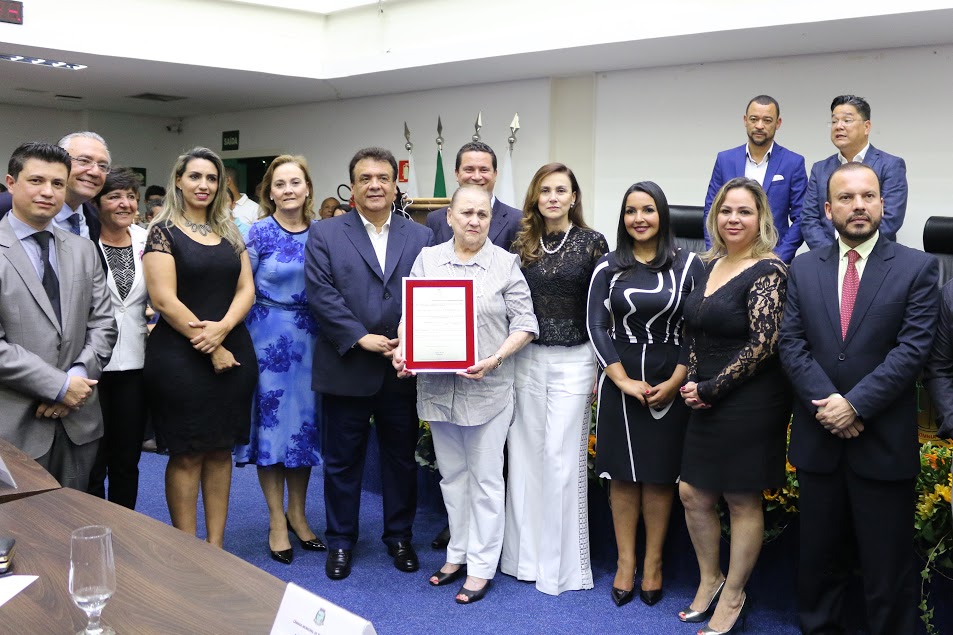 Em noite histórica, Câmara entrega 23 títulos de Cidadão Taboanense