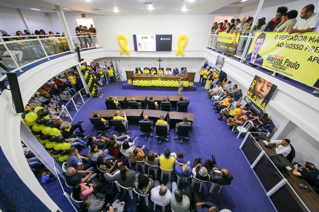 Público lota Câmara de Taboão no encerramento da Campanha Maio Amarelo